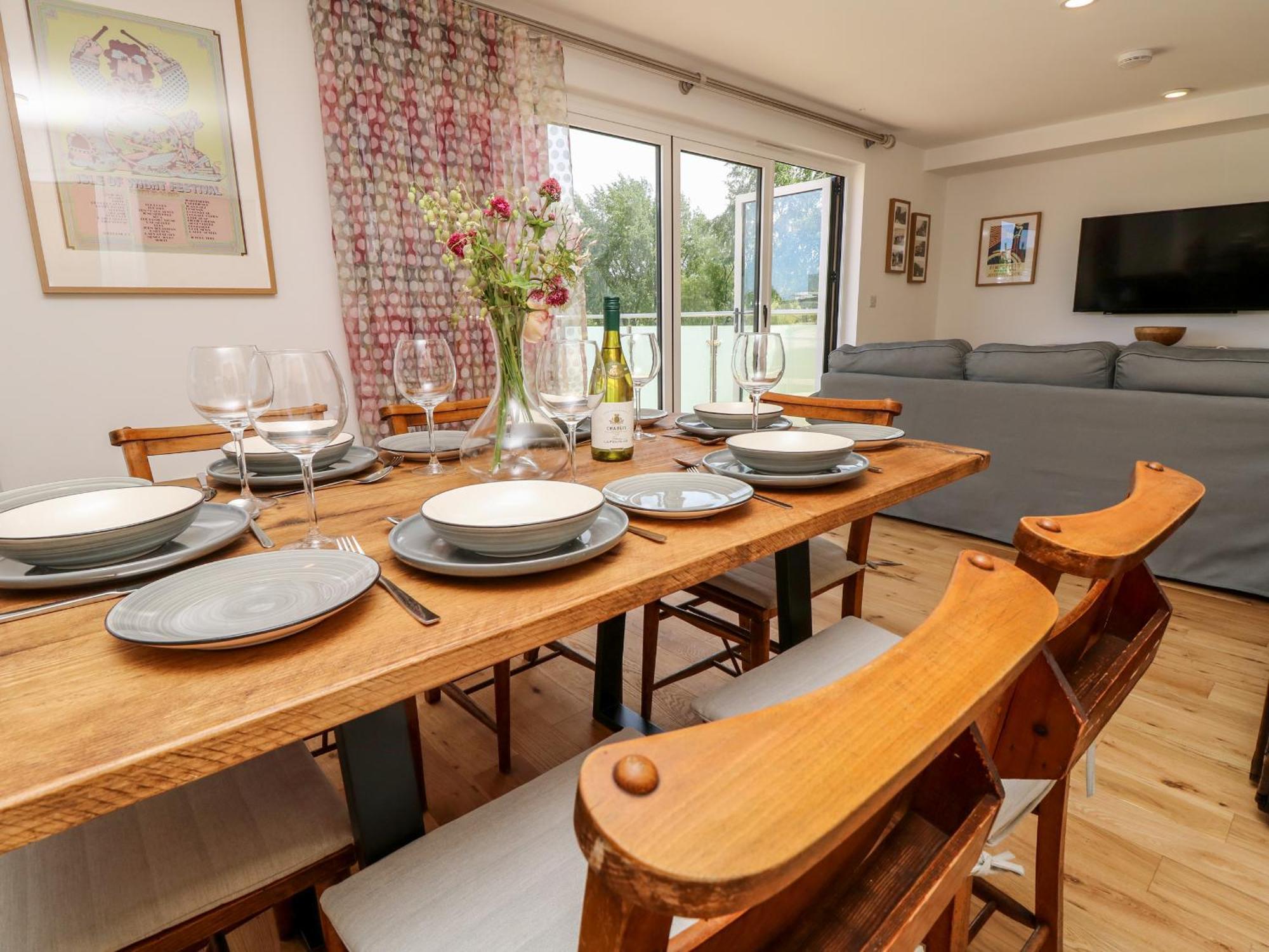 Barolo Villa Ryde  Luaran gambar
