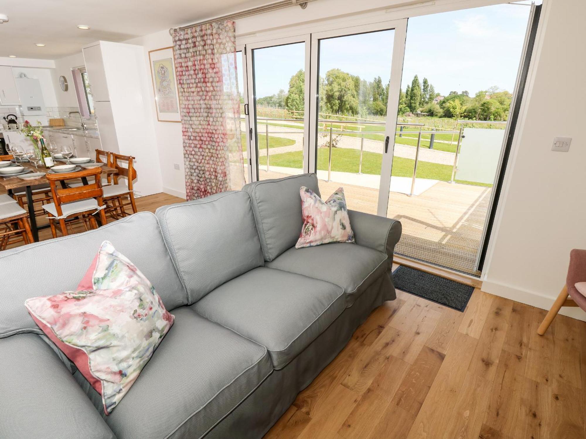 Barolo Villa Ryde  Luaran gambar