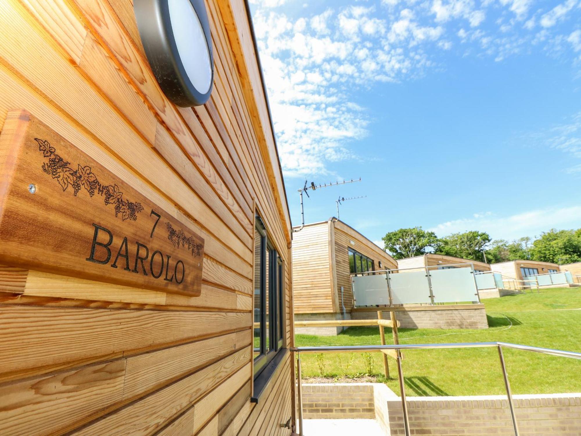 Barolo Villa Ryde  Luaran gambar